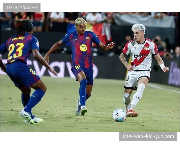 巴萨主场小胜巴列卡诺取五连胜 阿劳霍角球头槌成制胜关键